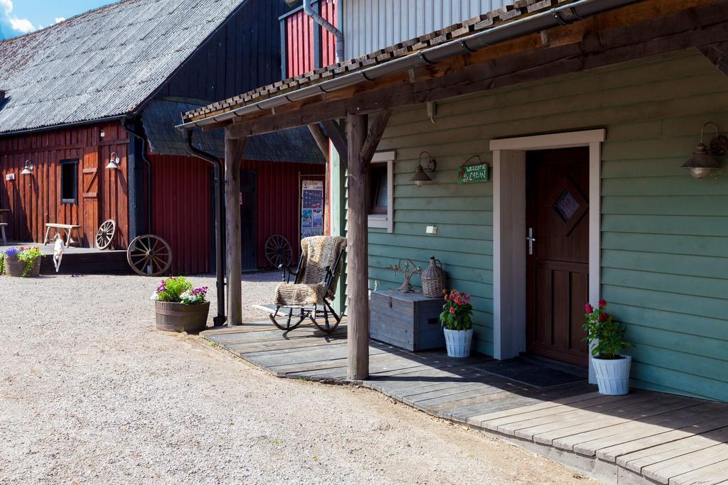 J A Ranch Bed & Breakfast Stromsnasbruk Exterior photo